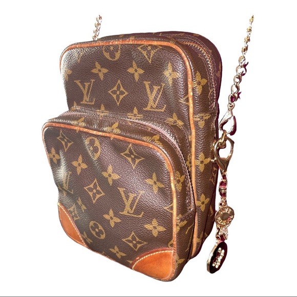 Louis Vuitton Vintage Amazone GM Crossbody Bag - Picture 7 of 16